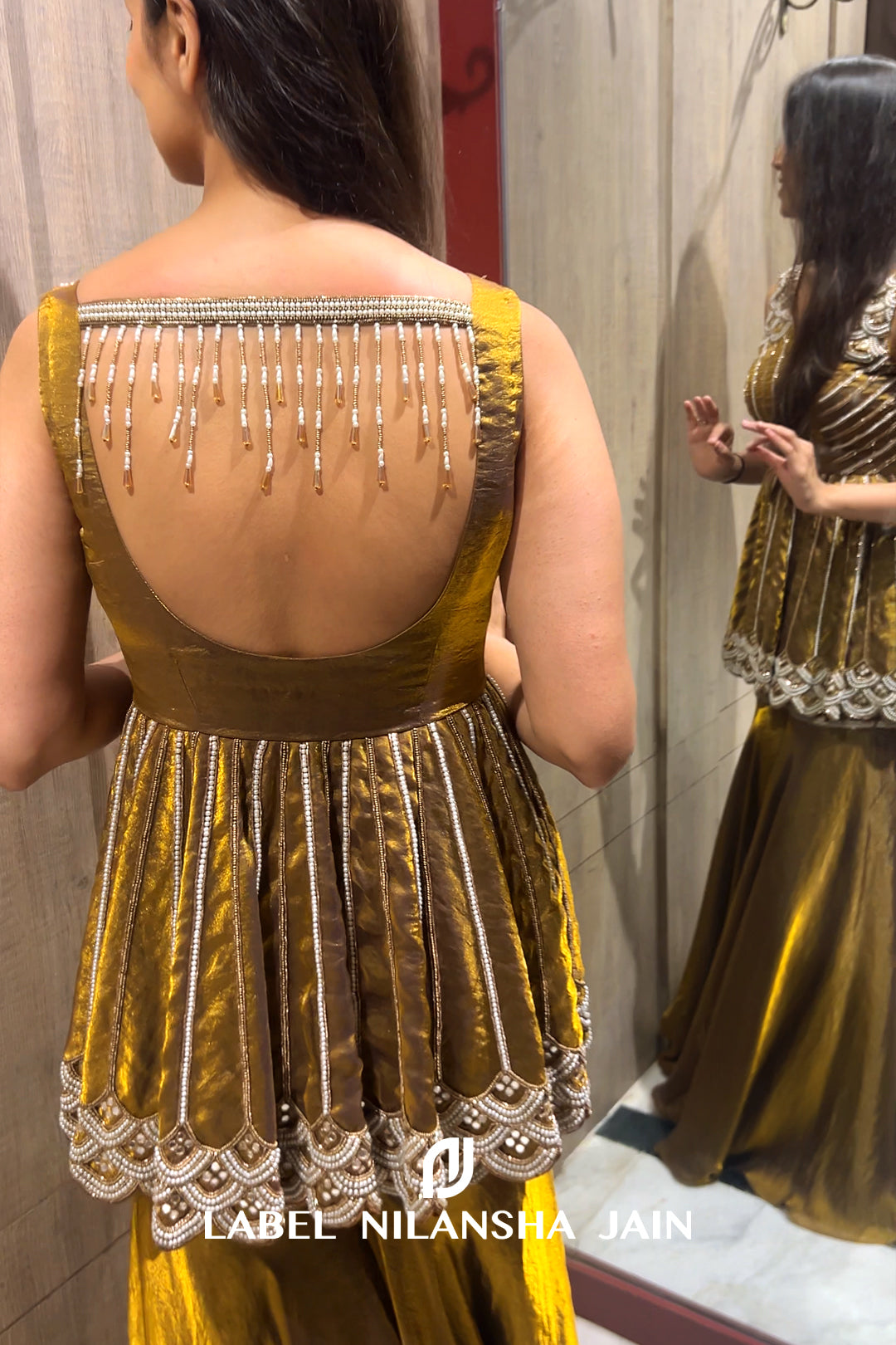 NJ in Avi Garara Set